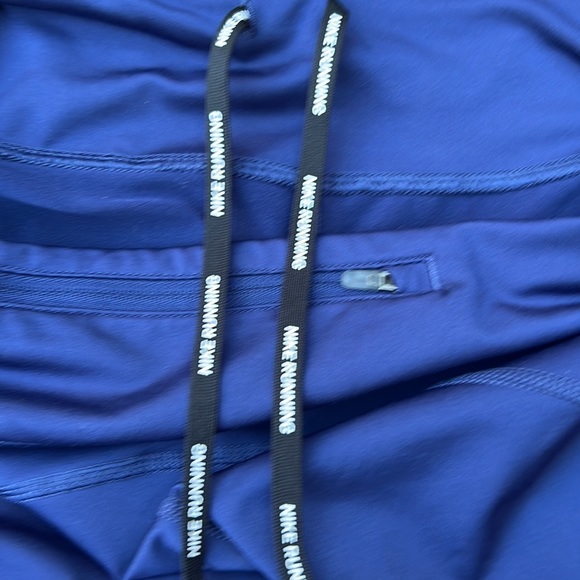 Nike NWOT Epic cropped running leggings with mesh mid rise firm support size M - Picture 9 of 14